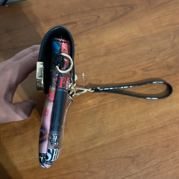 Vintage Magazine Clutch/Crossbody/Wristlet - Picture 6 of 9